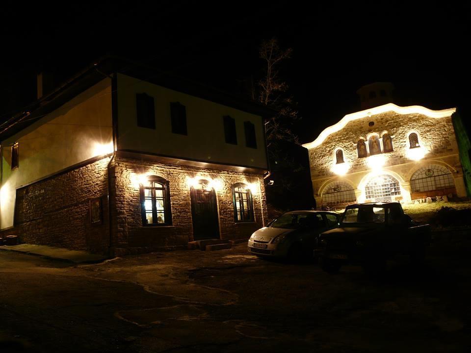 Staroto Shkolo House - Rooms For Guests Subotkovtsi ภายนอก รูปภาพ