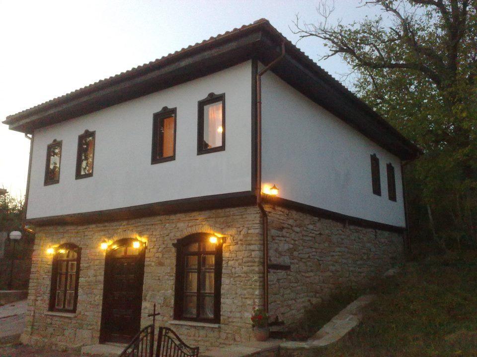 Staroto Shkolo House - Rooms For Guests Subotkovtsi ภายนอก รูปภาพ